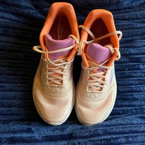 adidas Questar Women's Running Shoes-size 9